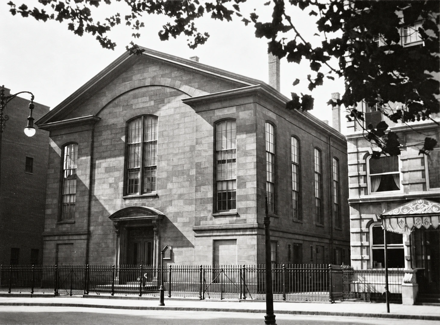 The Friends Meeting House seen across Gramercy Park South before its conversion to a synagogue.