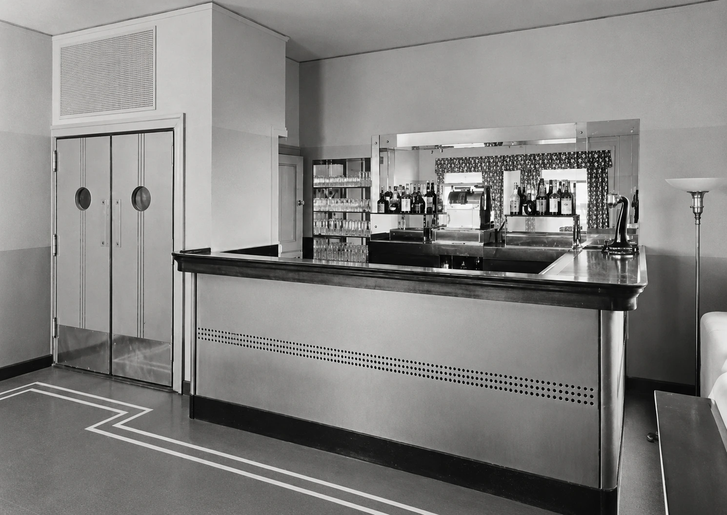 The eighteenth-floor bar, photographed on June 26, 1941. Its curved counter and circular door windows offer a very different view of hotel life from the later Rose Bar.