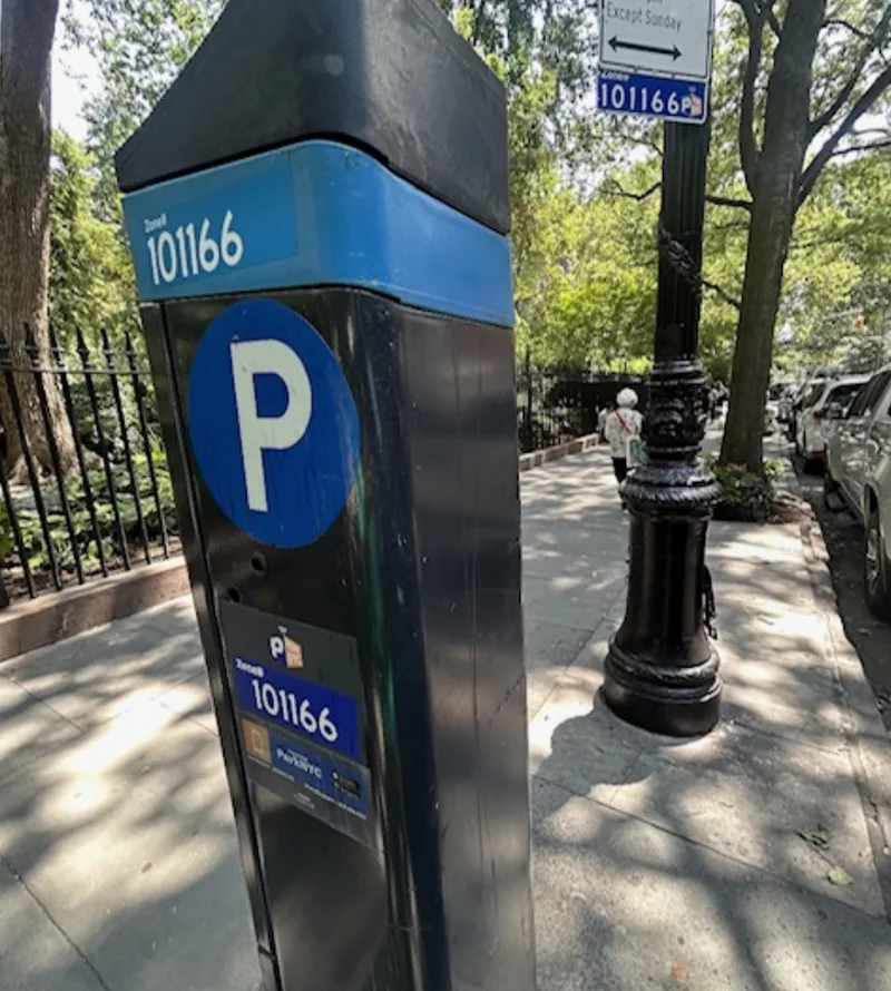 Parking meter 101166 with the graffiti removed.